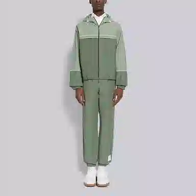 THOM BROWNE FW22