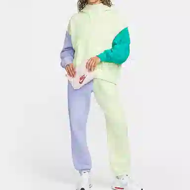 Nike Sportswear Futura 365 Logo