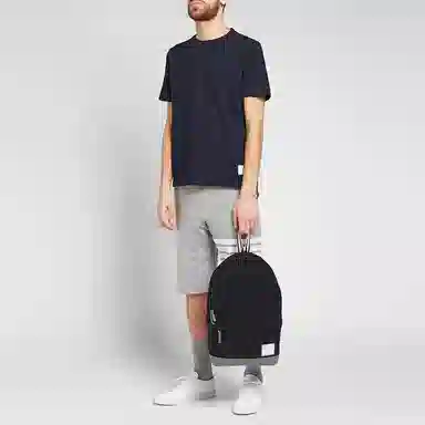THOM BROWNE T