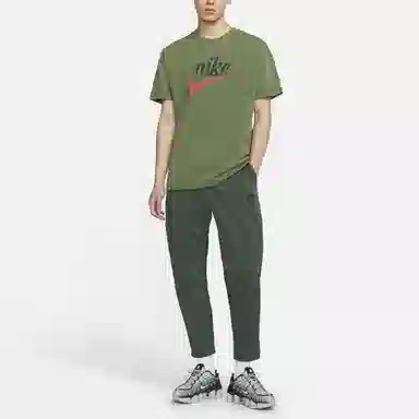 Nike Sportswear Heritage Essentials LogoT