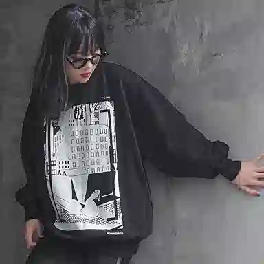 ROARINGWILD AW21 Black Sweatshirt