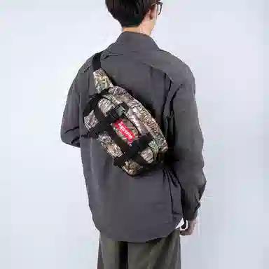Supreme 19FW Waist Bag Logo