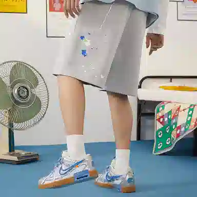 EPTISON Alien Print Shorts