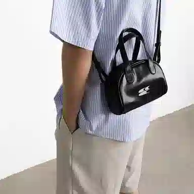 Crying Center LOGO PU