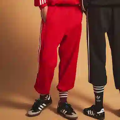 adidas originals Tracksuit Logo