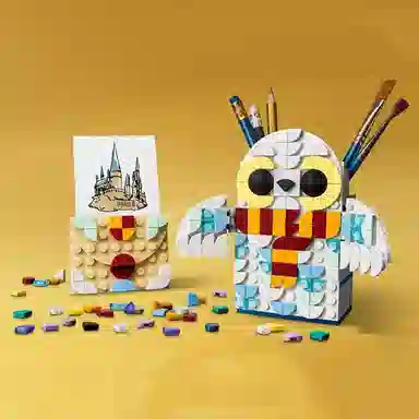 LEGO Harry Potter Hedwig Pen Holder 41809