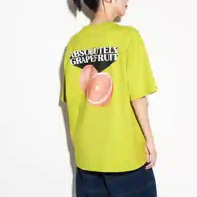 UNIQLO SS23 Skater T