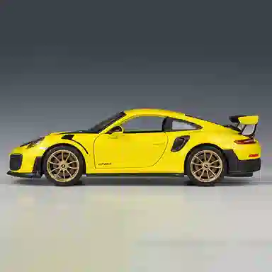 Maisto Porsche 911 GT2 RS