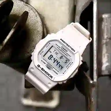 CASIO G-SHOCK BABY-G DW-5600MW-7BLX-560-2
