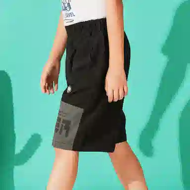 十月妈咪 童装 字母印花松紧腰儿童短裤 男童