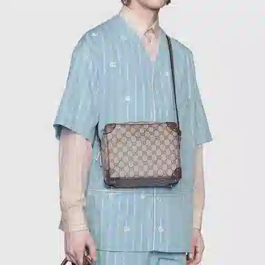 GUCCI V