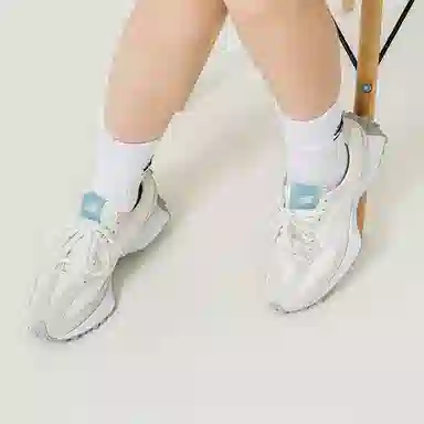 New Balance 327 Off White