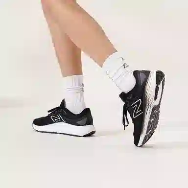 New Balance NB Fresh Foam Evoz v2