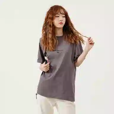 New Balance Logo T