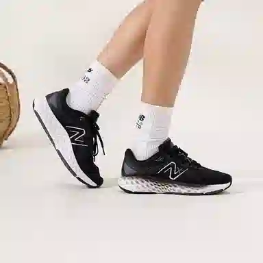 New Balance NB Fresh Foam Evoz v2