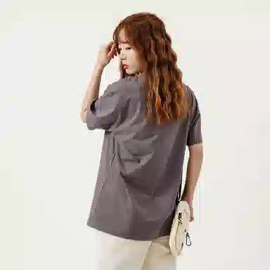 New Balance Logo T