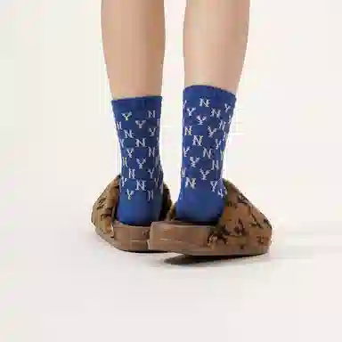 MLB Chunky Mound Fur Monogram