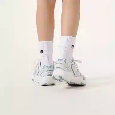 New Balance 452 White Blue