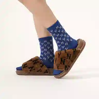 MLB Chunky Mound Fur Monogram