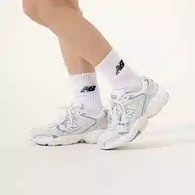 New Balance 452 White Blue