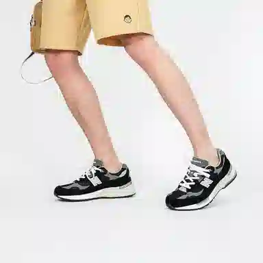 New Balance 992 Black