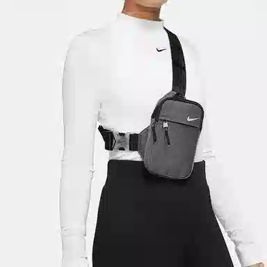 Nike Sportswear Essentials Canyon Grey