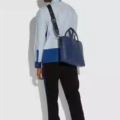 COACH Metropolitan 39 Logo