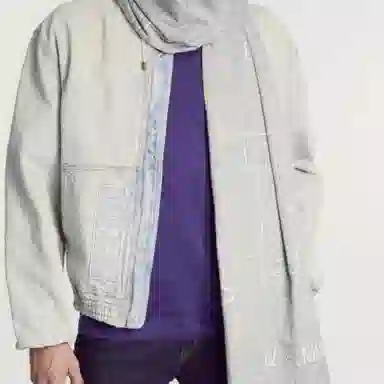 LOUIS VUITTON x NBA Denim Patch Stole logo