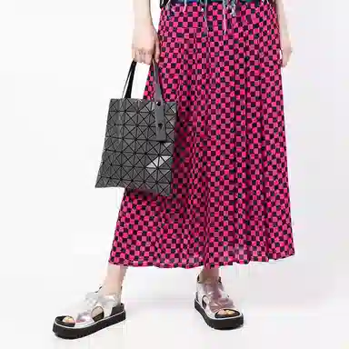 ISSEY MIYAKE Prism Matte Tote