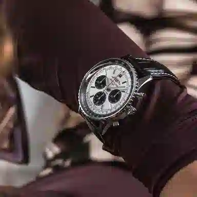 BREITLING B01 43mm AB0138241G1P1