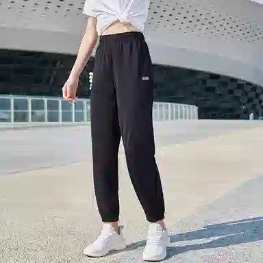 鸿星尔克 纯色休闲运动裤 女款 正黑