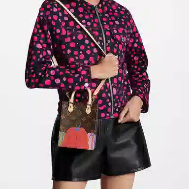 LOUIS VUITTON x Yayoi Kusama Petit Sac Plat
