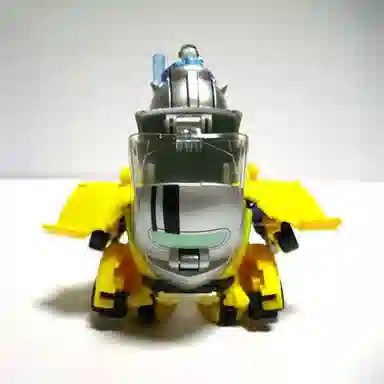 TAKARA TOMY