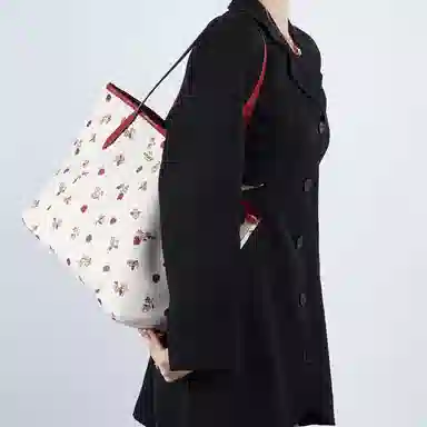 COACH City 33 Tote Bag