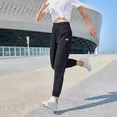 鸿星尔克 纯色休闲运动裤 女款 正黑