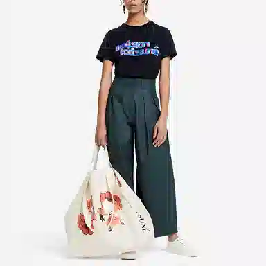Maison Kitsune LogoT