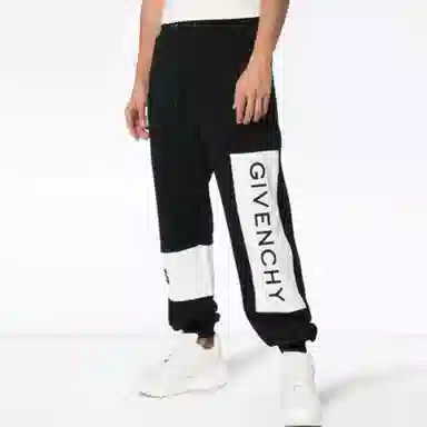 Givenchy Logo