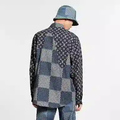 LOUIS VUITTON LV Logo