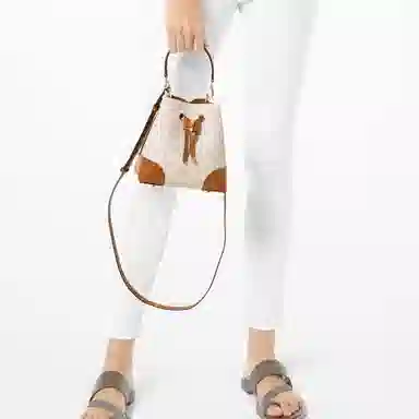 MICHAEL KORS MK Mercer Gallery