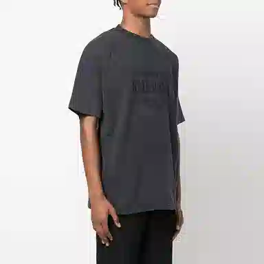 Balenciaga FW22 T
