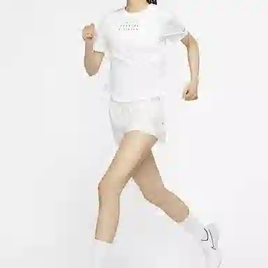 Nike SS20 T