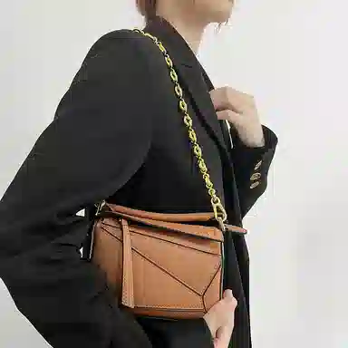 LOEWE Puzzle 60cm
