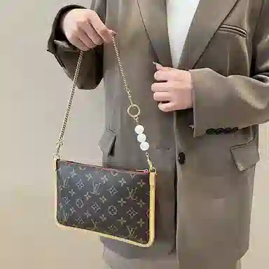 LV Carryall 60cm