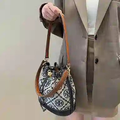 TORY BURCH 60cm