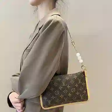 LV Carryall 60cm