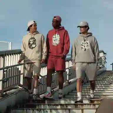 A BATHING APE x New Balance 5740