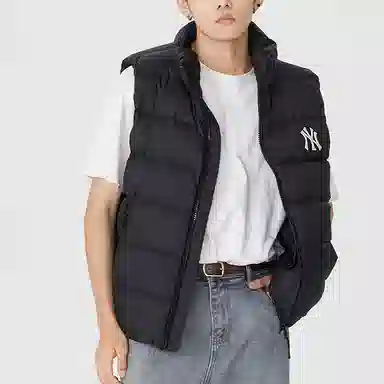MLB Yankees Black Vest
