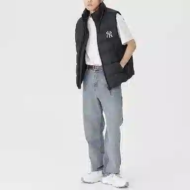 MLB Yankees Black Vest