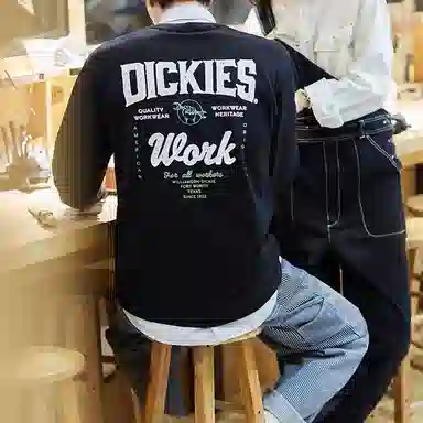 Dickies T