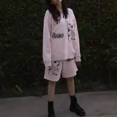 Drew House FW21 Theodore Sketch Sweatshort Pale Pink logo Logo